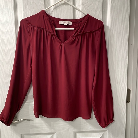 Burgundy long sleeve top. LOFT - Picture 1 of 4
